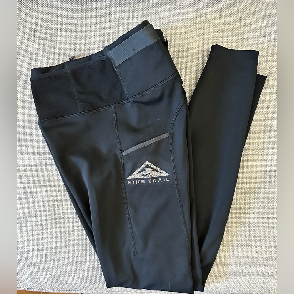 Nike Trail Leggings